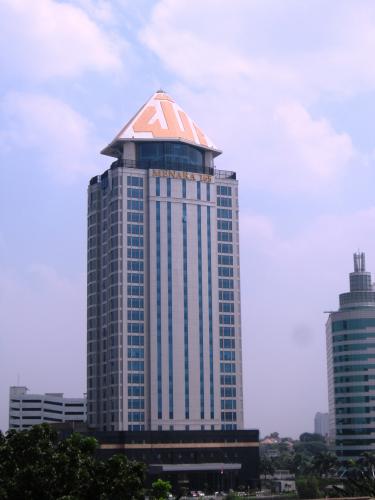 Menara 165